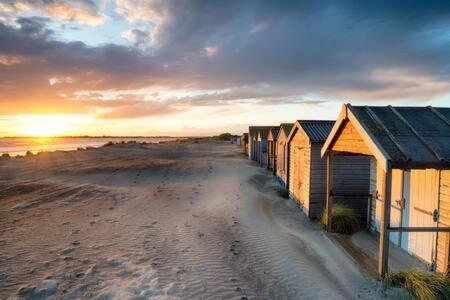 Charming Bolthole 400M To Beach Earnley Exteriér fotografie
