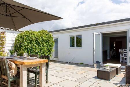 Charming Bolthole 400M To Beach Earnley Exteriér fotografie